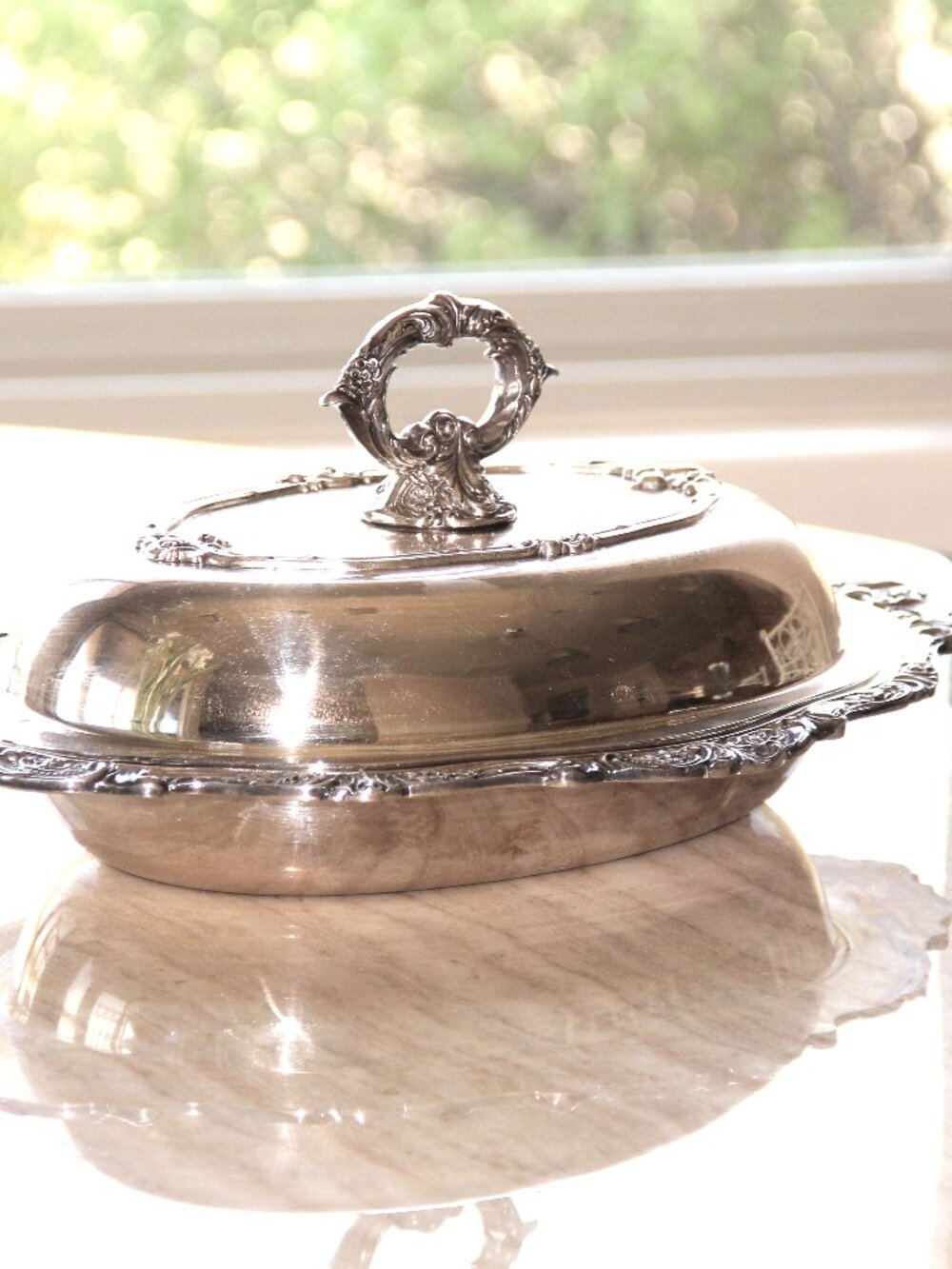 Elegant Vintage Wallace Baroque Silver Plate Oval Serving Dish with Lid
